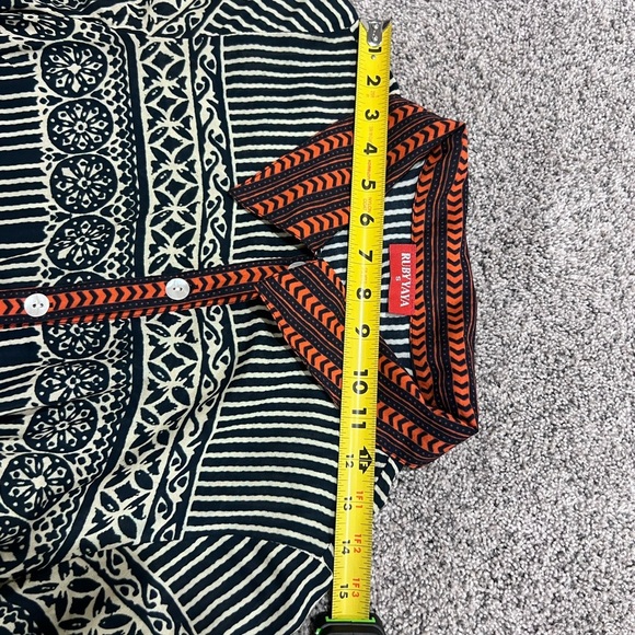 Rubyyaya Noida Maxi Dress Black Red Button Front Collared Full Sleeve Size Small - Picture 12 of 16